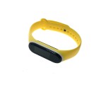 Ремешок - браслет силиконовый для Xiaomi Mi Band 3 / 4, цвет желто-белый